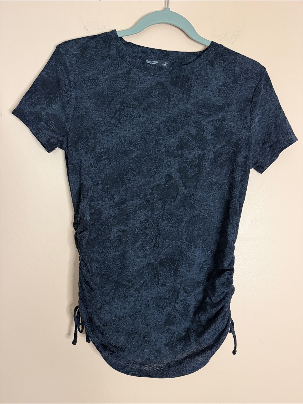 Simply Vera Vera Wang Navy Short Sleeve Ruched Tee